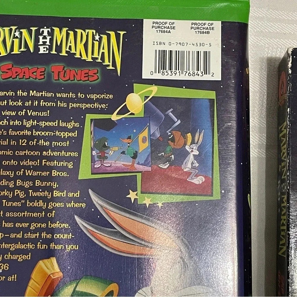 Marvin the Martian VHS tapes x 2 with different cartoons on each - Picture 3 of 7